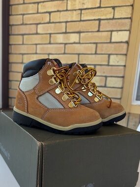 Timberland Toddlers Size 8- 6 INCH JUNIOR FIELD BOOT 'WHEAT' TB044993231